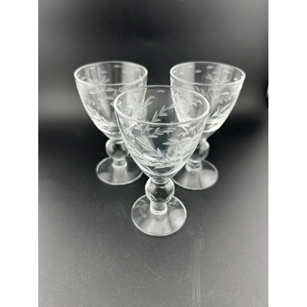 Vintage Etched Floral Cordial Glasses Set of 3‎ Elegant Stemmed Liquor Wine